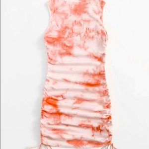 Orange rue21 tie-dye drawstring dress